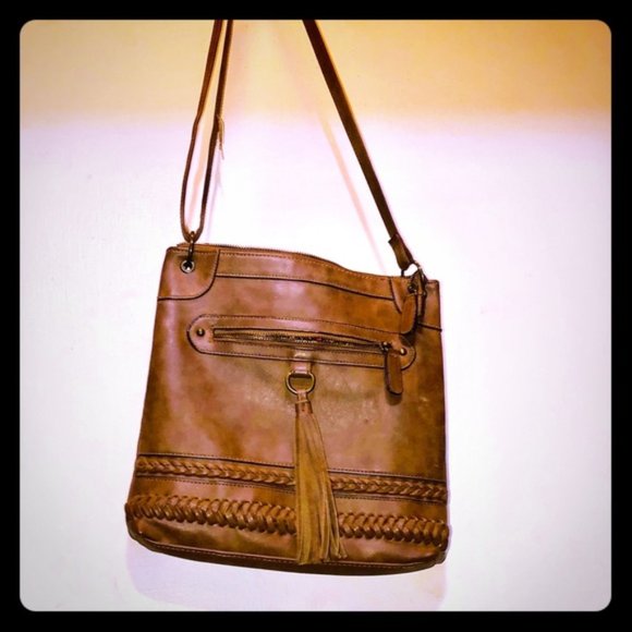 Brown cross body tote bag. With fringe tassel - Picture 1 of 2